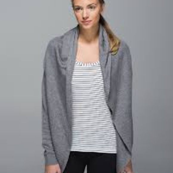 Cozy Lululemon Cabin Yogi Wrap Heathered Grey Gray - Picture 3 of 8